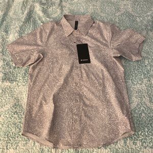 NWT Lululemon Airing Easy Short Sleeve Shirt